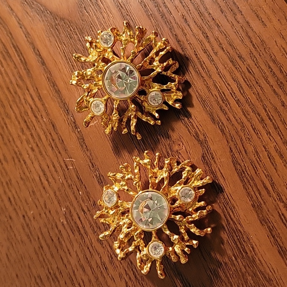 Vtg Kenneth Jay Lane For Avon Clip On Earrings - image 8